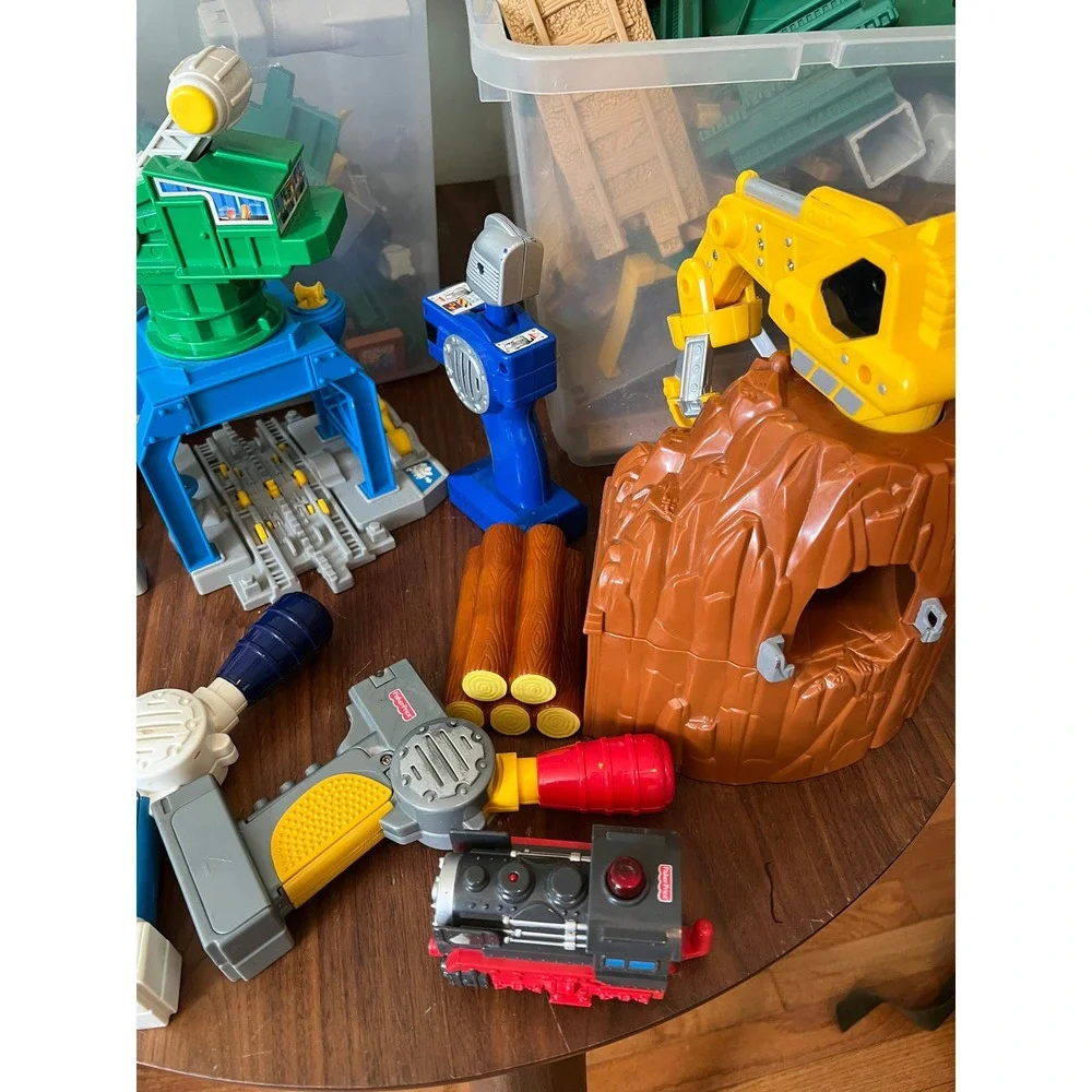 HUGE Fisher Price GeoTrax Rail Road Lot Tracks Trains Buildings Controllers